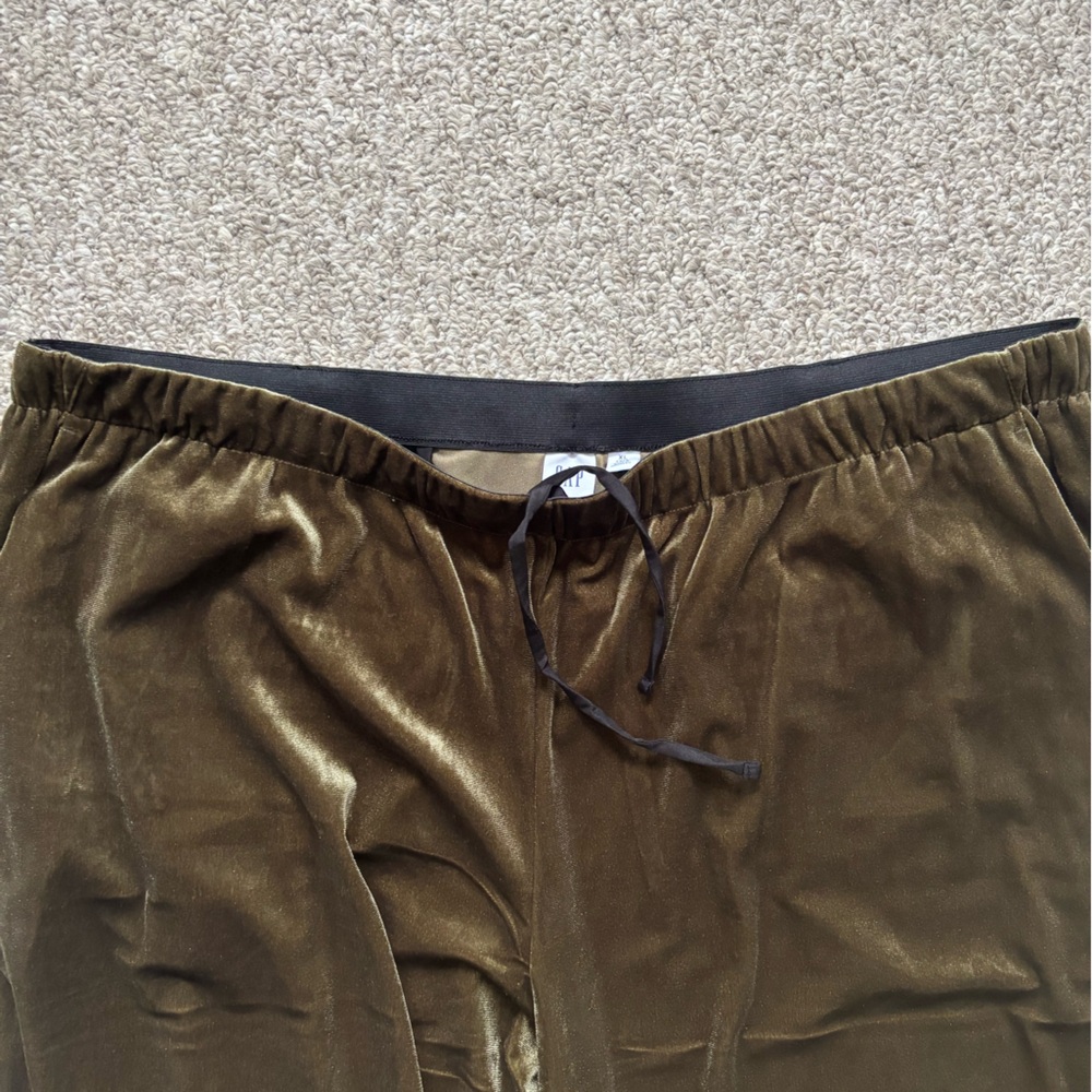 GAP Dark Olive velvet wide leg pants - Picture 3 of 6
